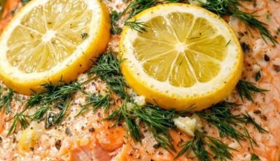 4-Ingredient Lemon Dill Baked Salmon