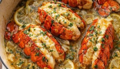 Creamy Garlic Butter Lobster Tails