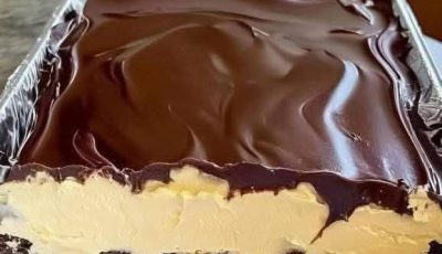 No bake Chocolate Eclair Cake