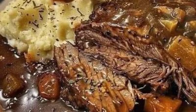Recipe for Beef and Gravy with Mashed Potatoes