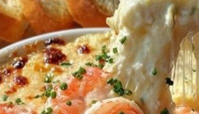 Cheesy Shrimp & Crab Bake Dip